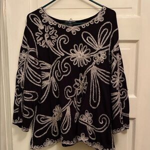 Chic Black and White Floral Women's Blouse